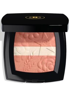 CHANEL - 998 Peche Lumiere Illuminating Powder Blush